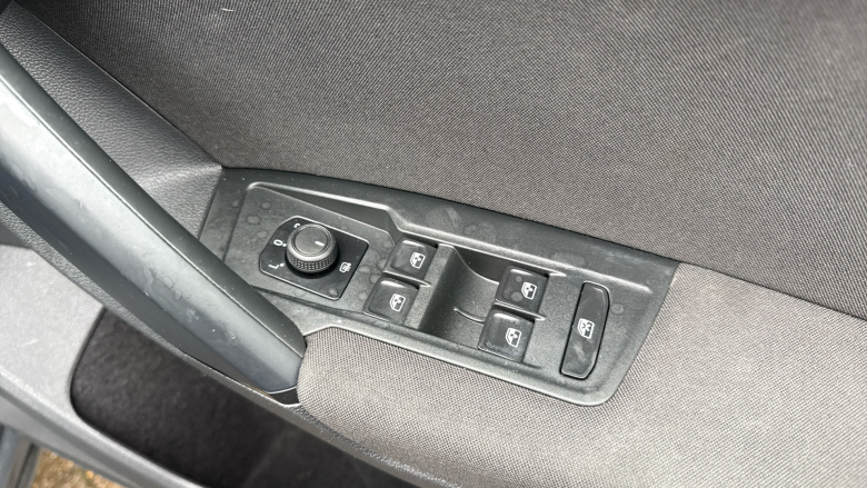 Volkswagen Tiguan 1.5 TSI 150 Life 5dr Petrol Estate